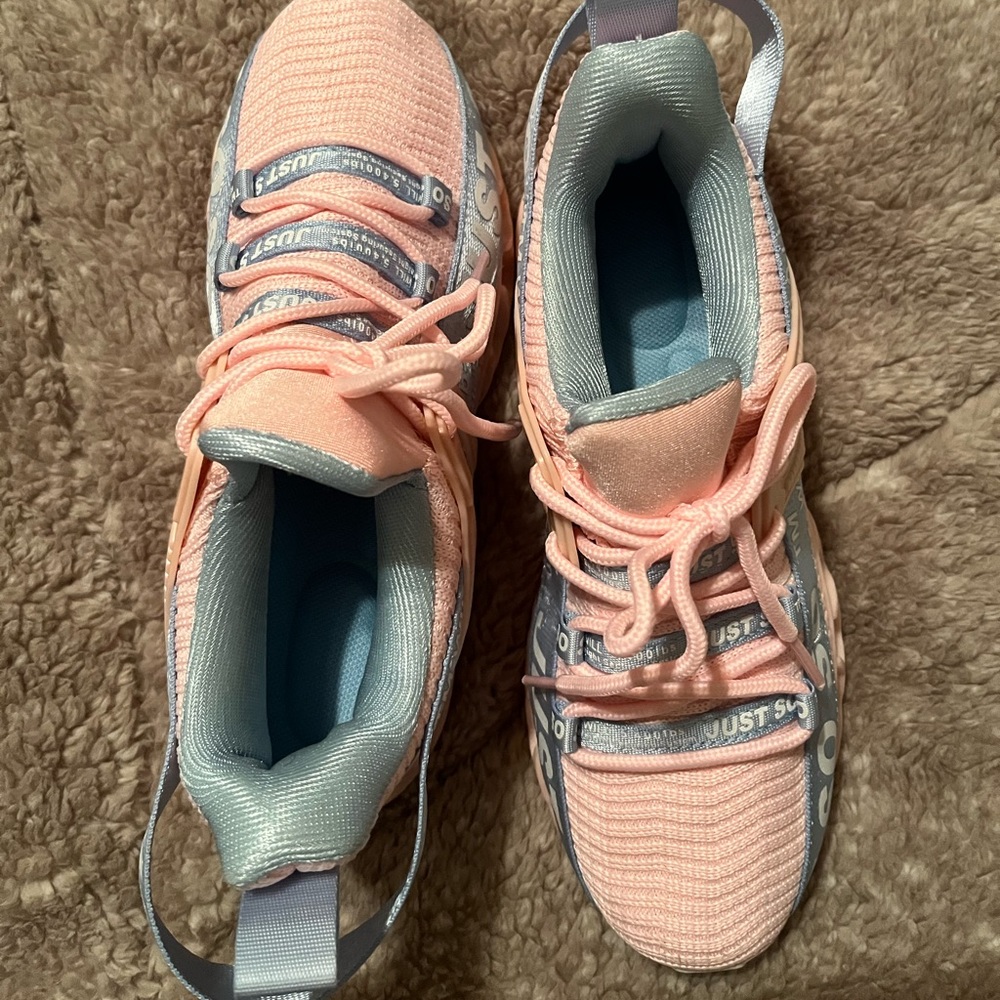 Just So So shoes non slip pink blue Size 36 / US 4 NEW